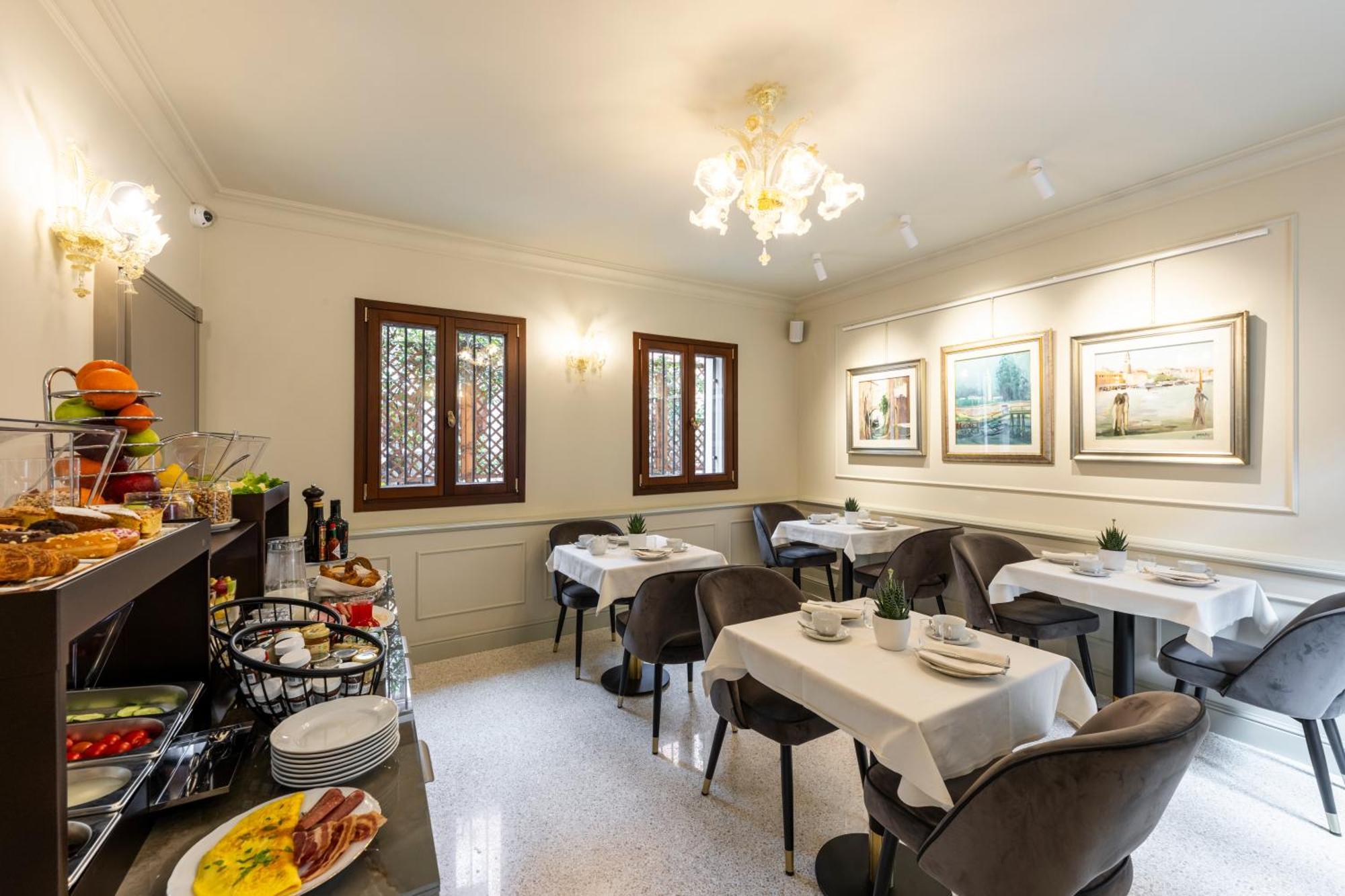 Hotel Palazzina Sardi Венеция Экстерьер фото