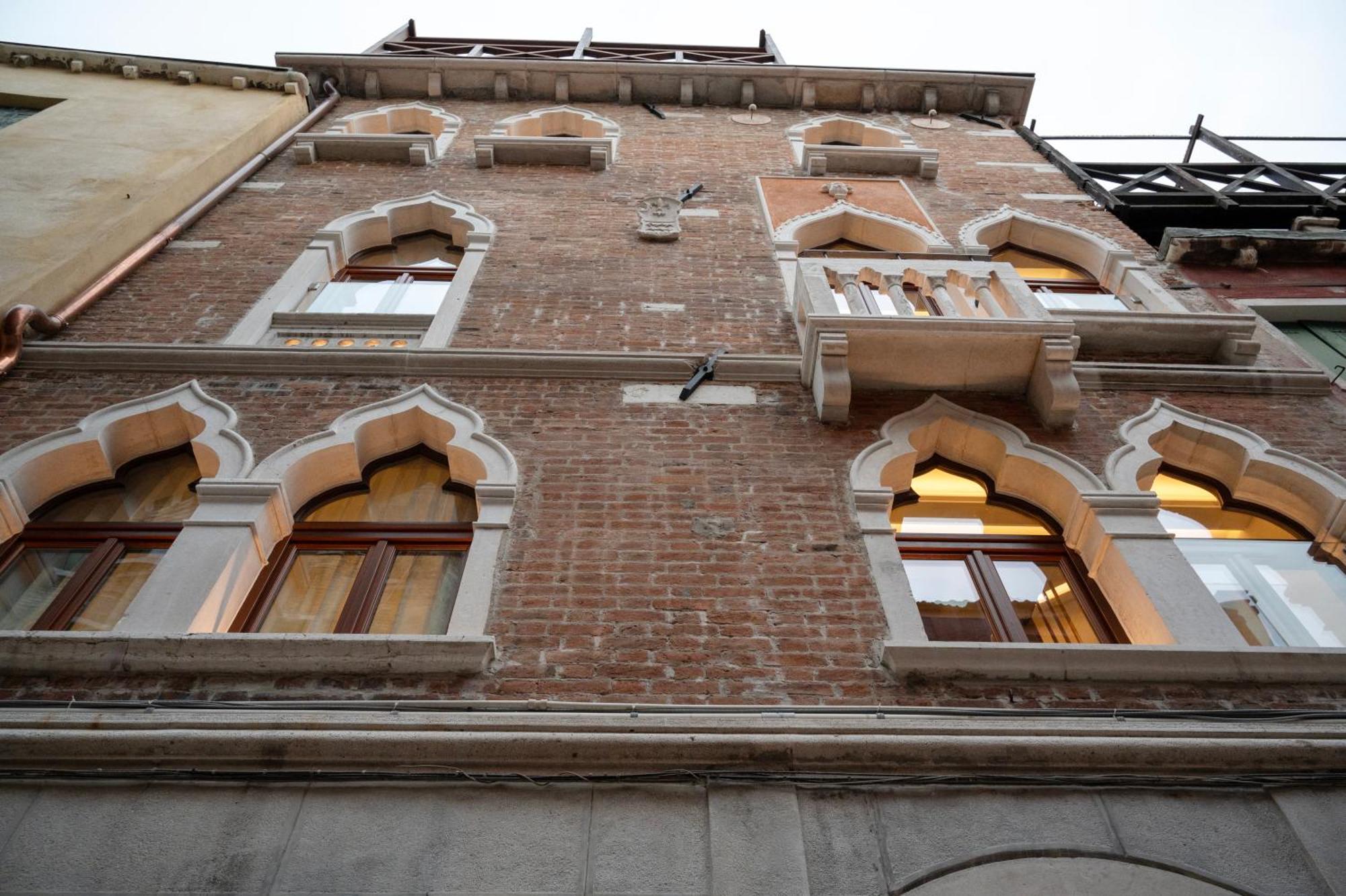 Hotel Palazzina Sardi Венеция Экстерьер фото