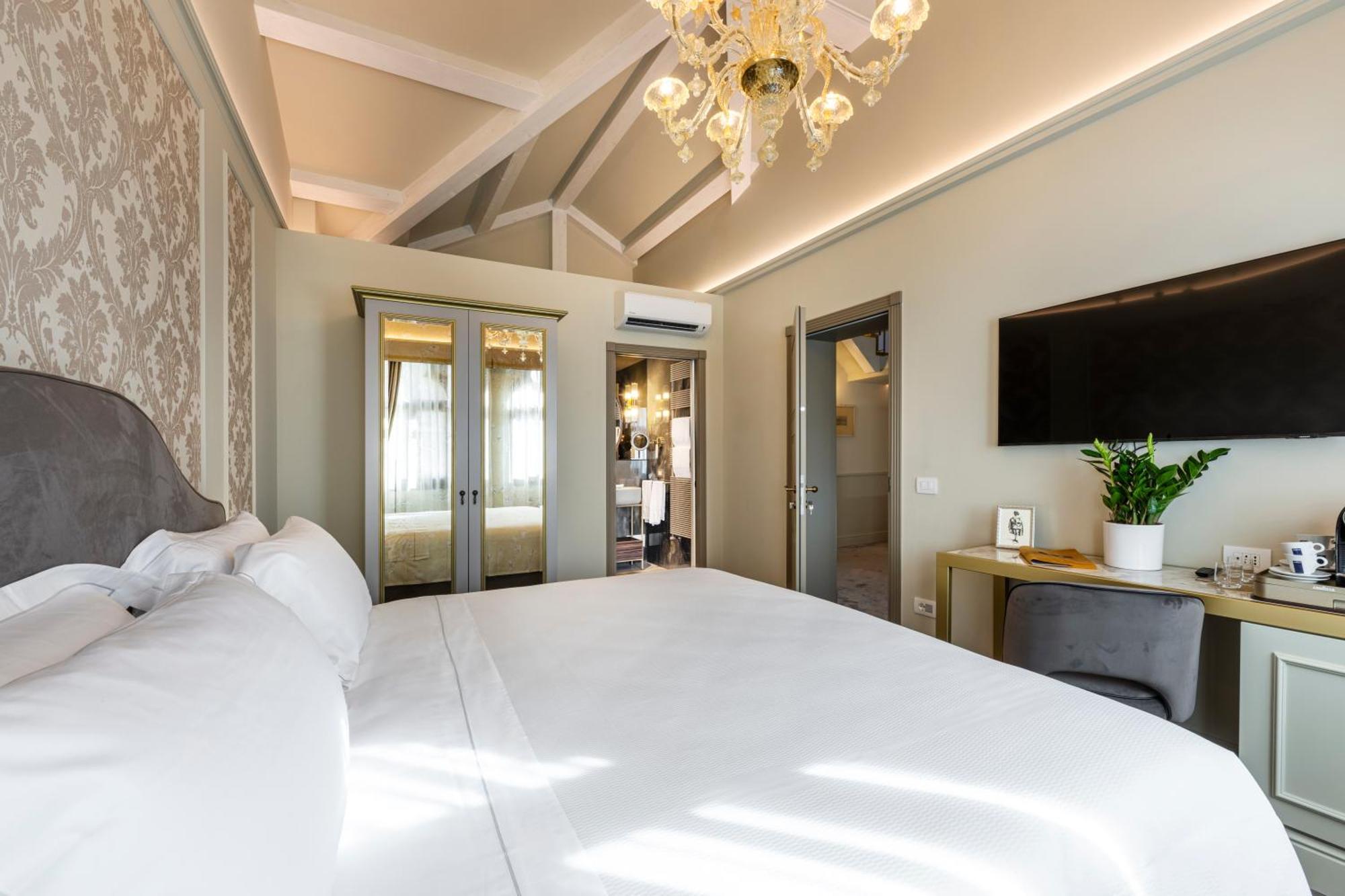 Hotel Palazzina Sardi Венеция Экстерьер фото