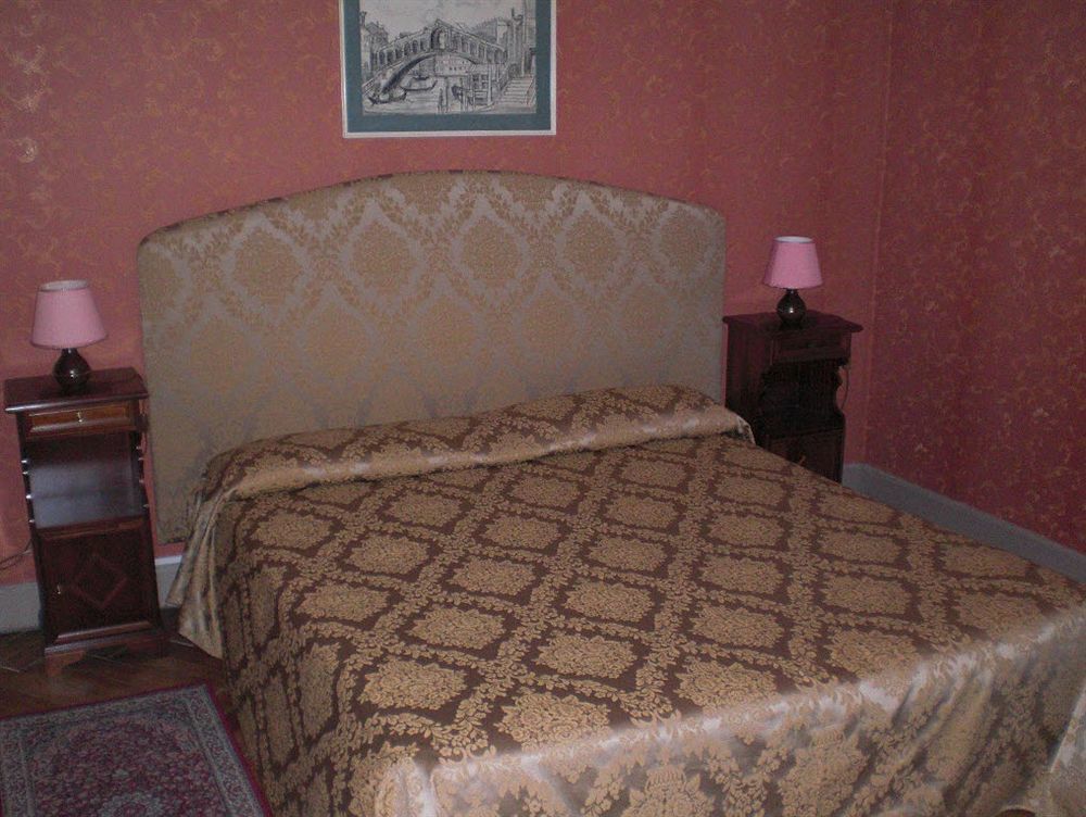 Hotel Palazzina Sardi Венеция Экстерьер фото